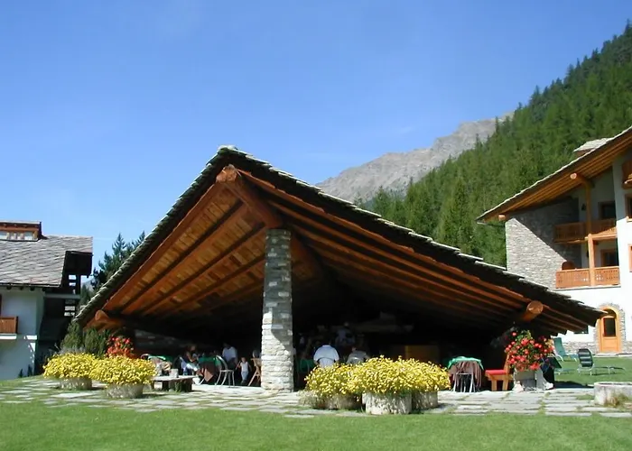 Eco Wellness Hotel Notre Maison Cogne